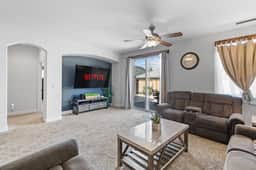 Tahoe / Reno 4BR, Garage, King Suite, Full Kitchen - Image 3