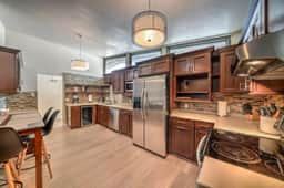 Mid Century Modern near STRIP w Pool King Suite - Image 3