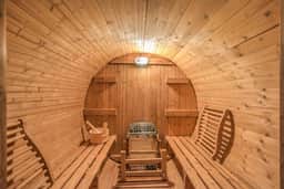 Oasis near STRIP-Lap Pool, Spa, Sauna, Poker, Deck - Image 3