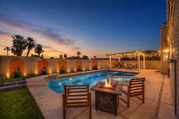 ψ Desert Nights, a heated pool+spa retreat - Image 3