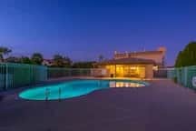Charming 2BR-Apt in Las Vegas-Pool, Patio