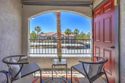 Luxury Seven Hills Escape - 1BR, Pool & Garage - Image 4