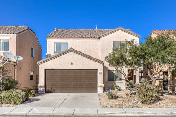 Modern 5BR Home Near Vegas Strip & Airport - Image 2