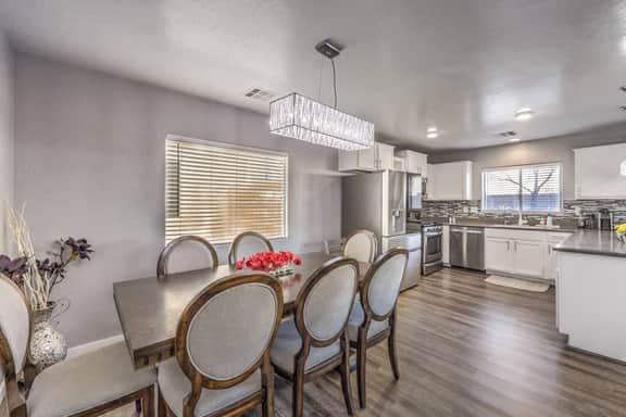 Modern 5BR Home Near Vegas Strip & Airport - Image 4