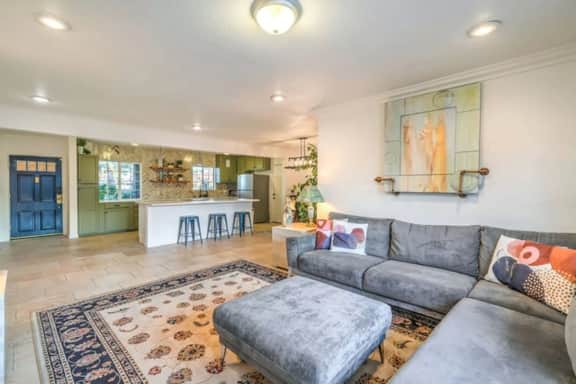 Chic Downton Vegas 3 BR Cottage with a Pool! - Image 5