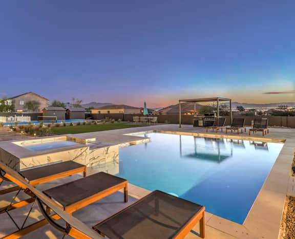 ᨒ Cielo, a luxury pool villa with pickleball