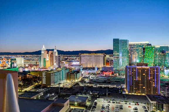 30th Floor Strip Views MGM Signature