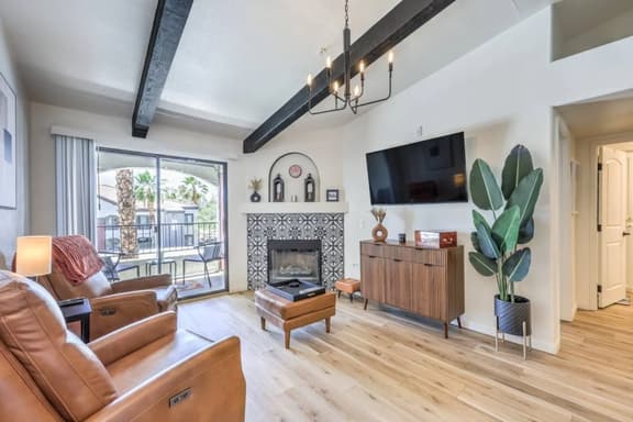 Luxury Seven Hills Escape - 1BR, Pool & Garage - Image 1
